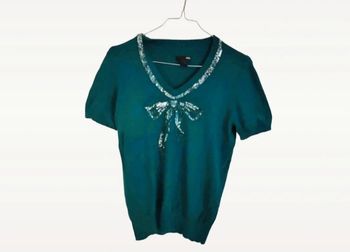 Pull à manches courtes h&m parfait état couleur vert - dressing trié par tailles