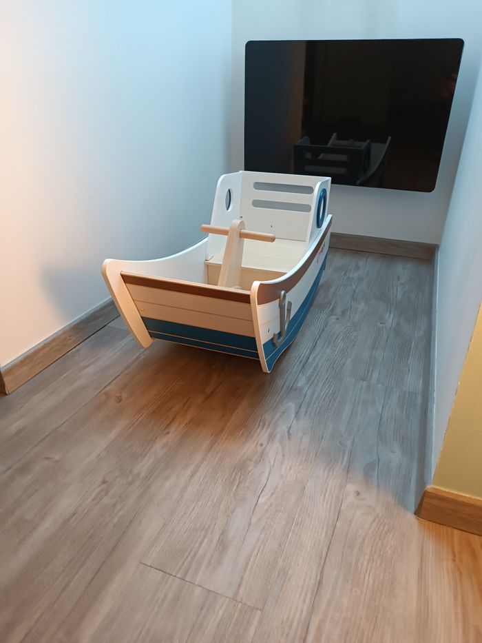 Bateau à bascule en bois - photo numéro 3
