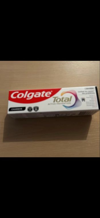 1 Colgate dentifrice charbon 