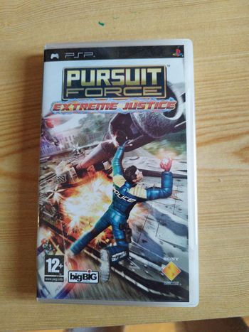 Jeu Psp Pursuit Force