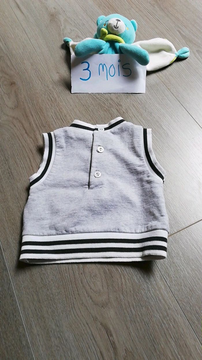 Pull sans manches 3mois - photo numéro 3