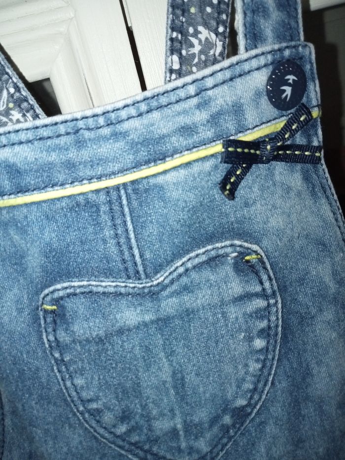 Salopette short en jean en excellent état by Orchestra taille 6 ans - photo numéro 2