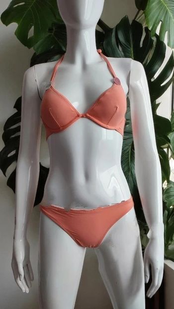 Maillot de bain 2 pièces Etam (me contacter avant achat pour dispo)