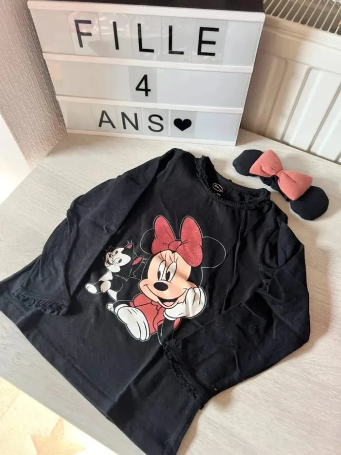 T shirt longues manches Minnie 4 ans et noeud cheveux