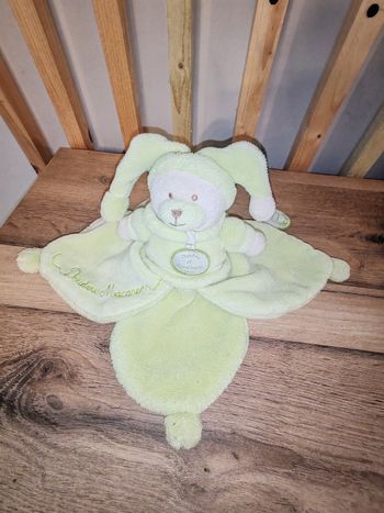 Ours doudou et compagnie vert pistache macaron