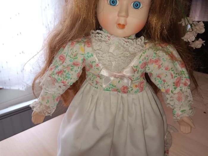 poupée porcelaine - photo numéro 6