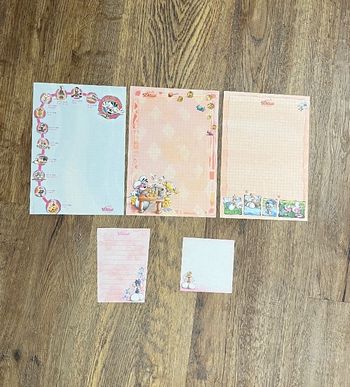Lot feuilles de collection Diddl