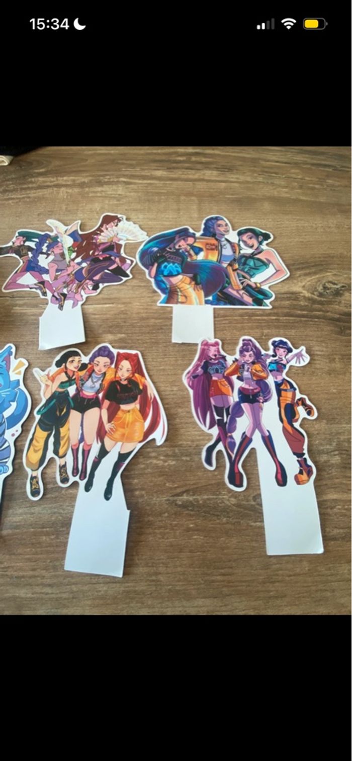 Centre de table en nid d’abeilles KPop - photo numéro 3