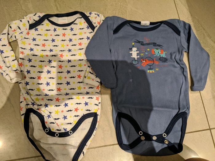 Lot de 2 bodys absorba 6 mois