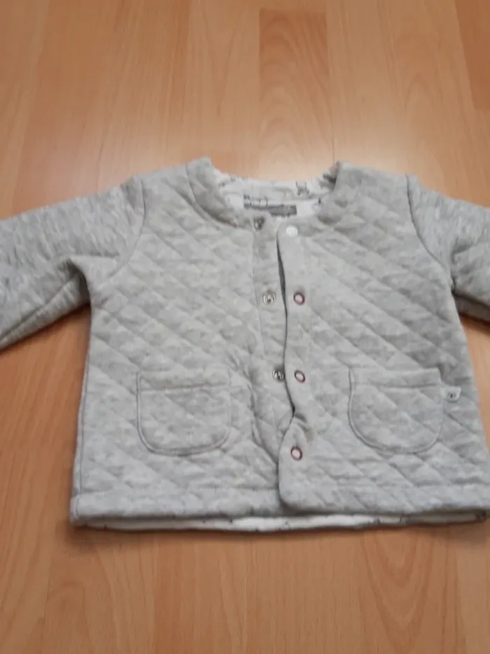 Jolie veste effet matelassée 6 mois