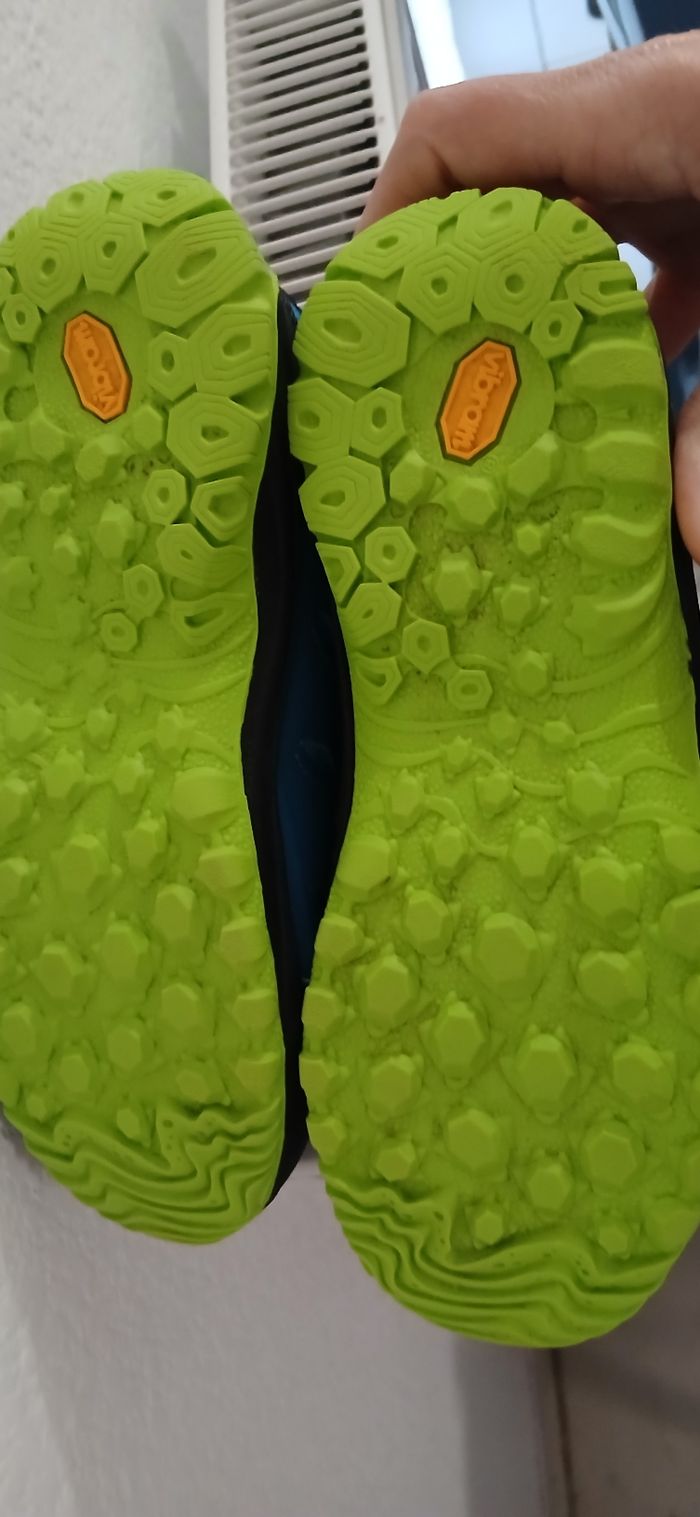 Chaussure de randonnées enfant pointure 31 mixte - photo numéro 2