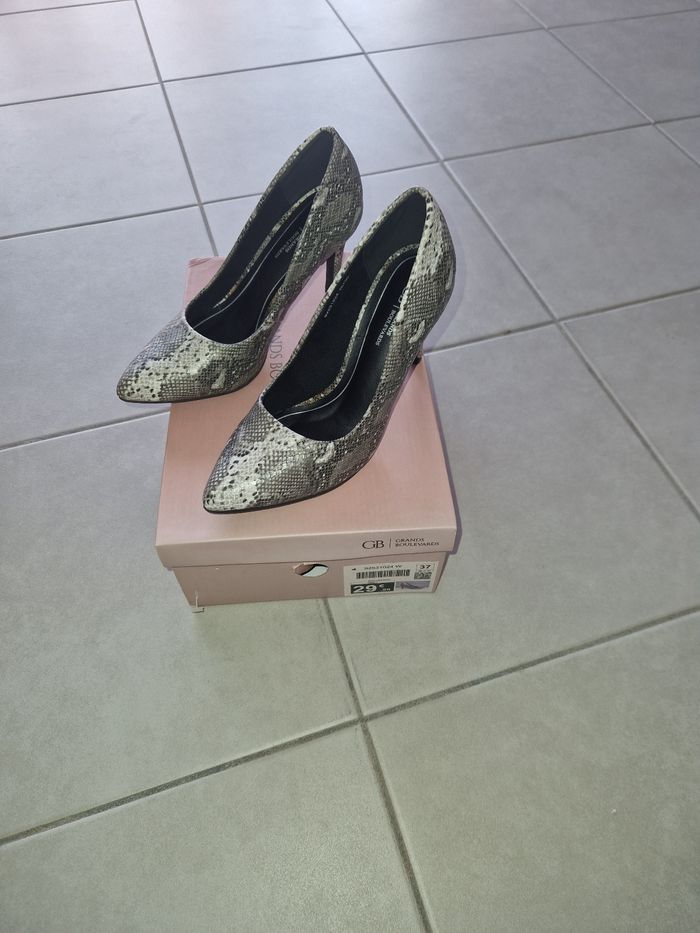 Chaussure à talons - photo numéro 3