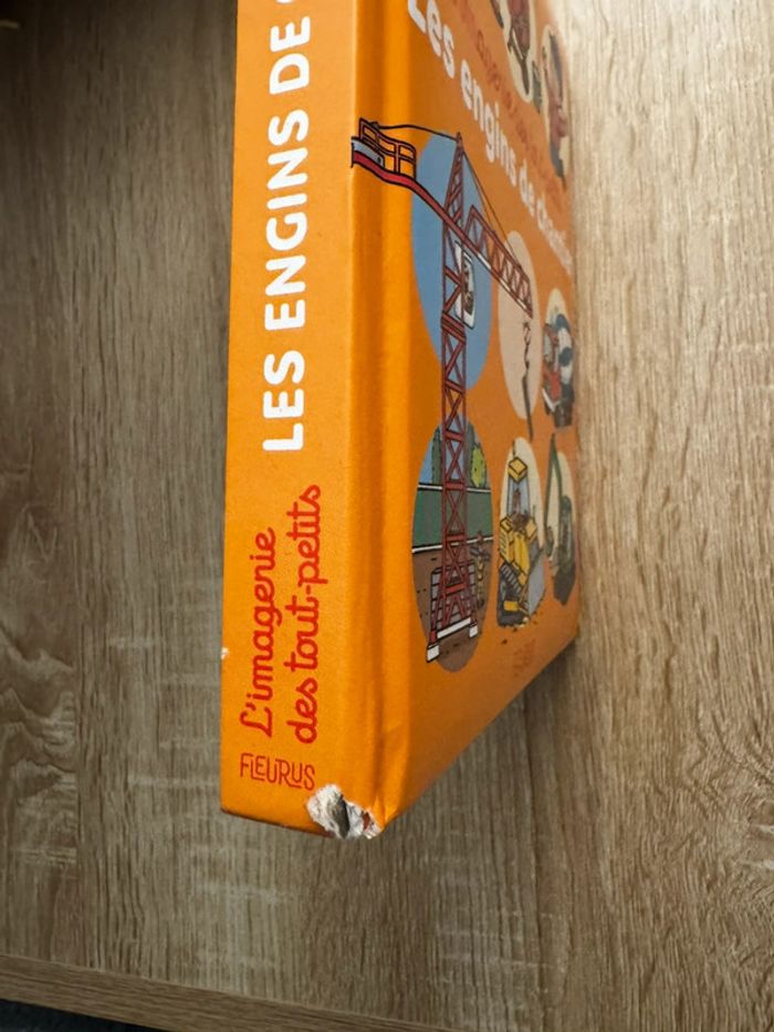 L’imagerie des tout petits les engins de chantier - photo numéro 2