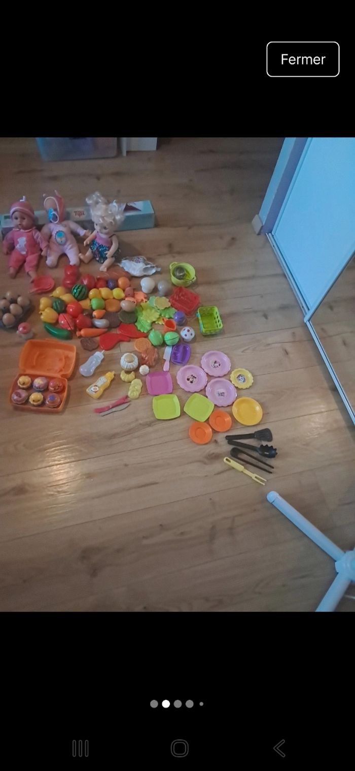 Gros lot dinette et poupons - photo numéro 2