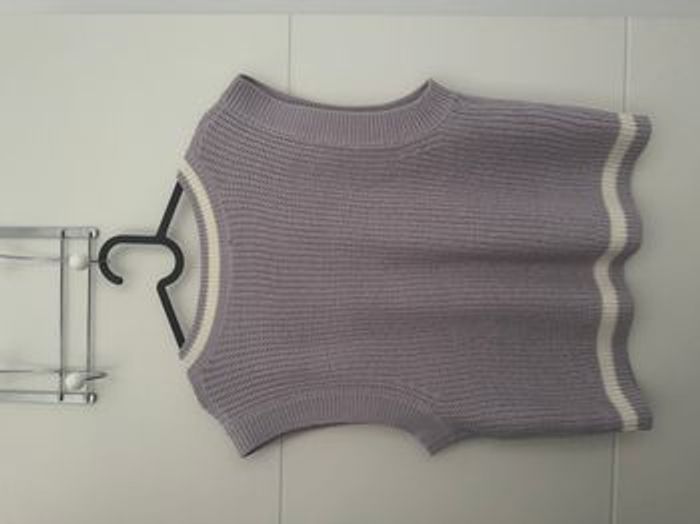 Pull sans manches col V lila H&M - photo numéro 7