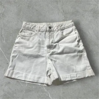 short jean blanc kiabi