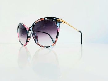 Lunette de soleil femme fleurie cats verres dégradés uvprotection catégorie 3