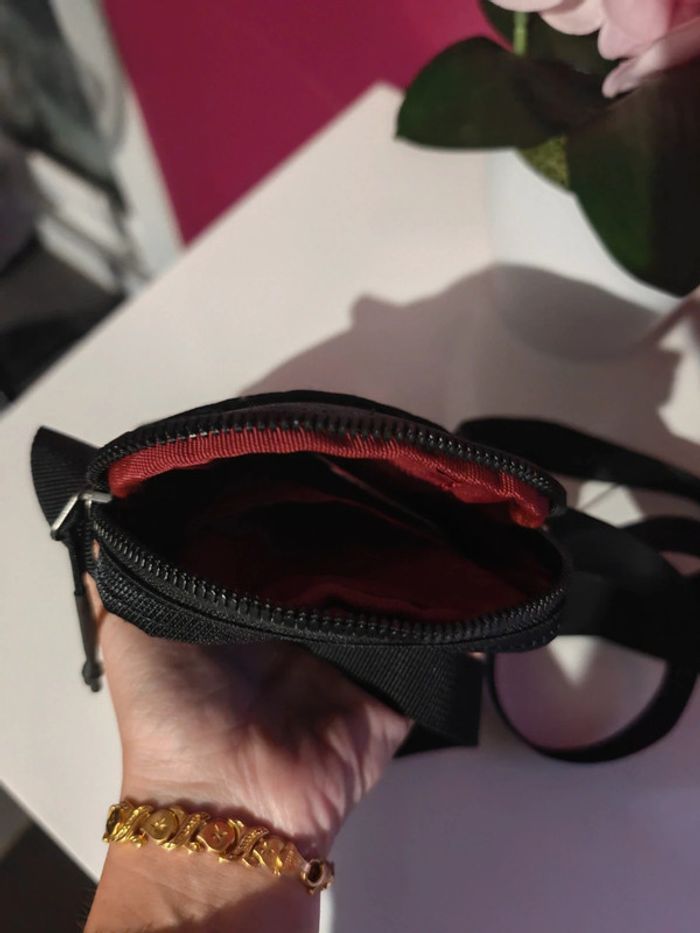 Sacoche Nike noir - photo numéro 3