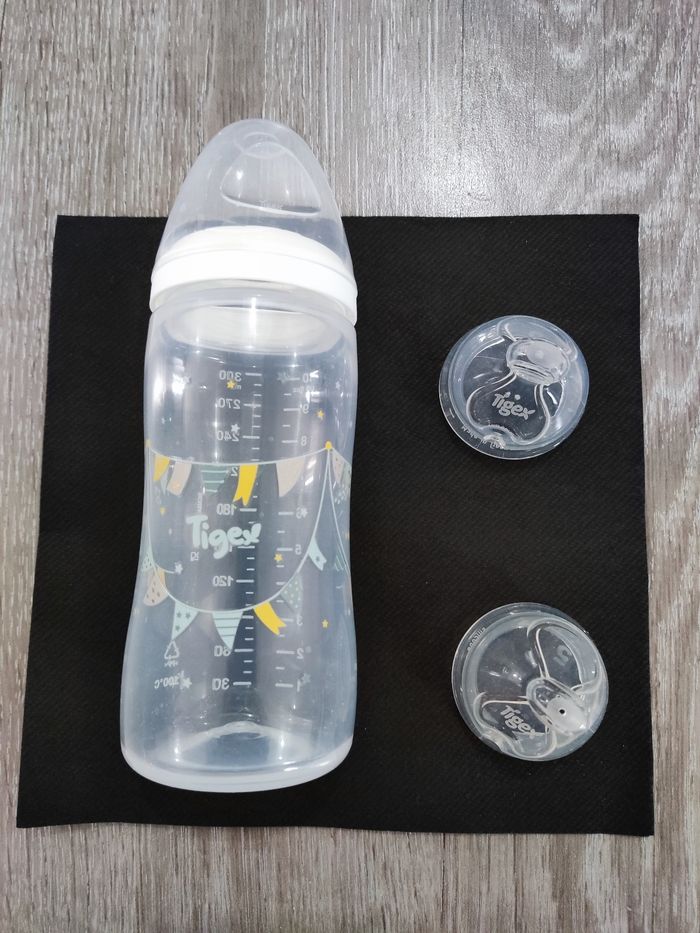 Biberon Tigex 300ml et 2 tétines neuves taille 5
