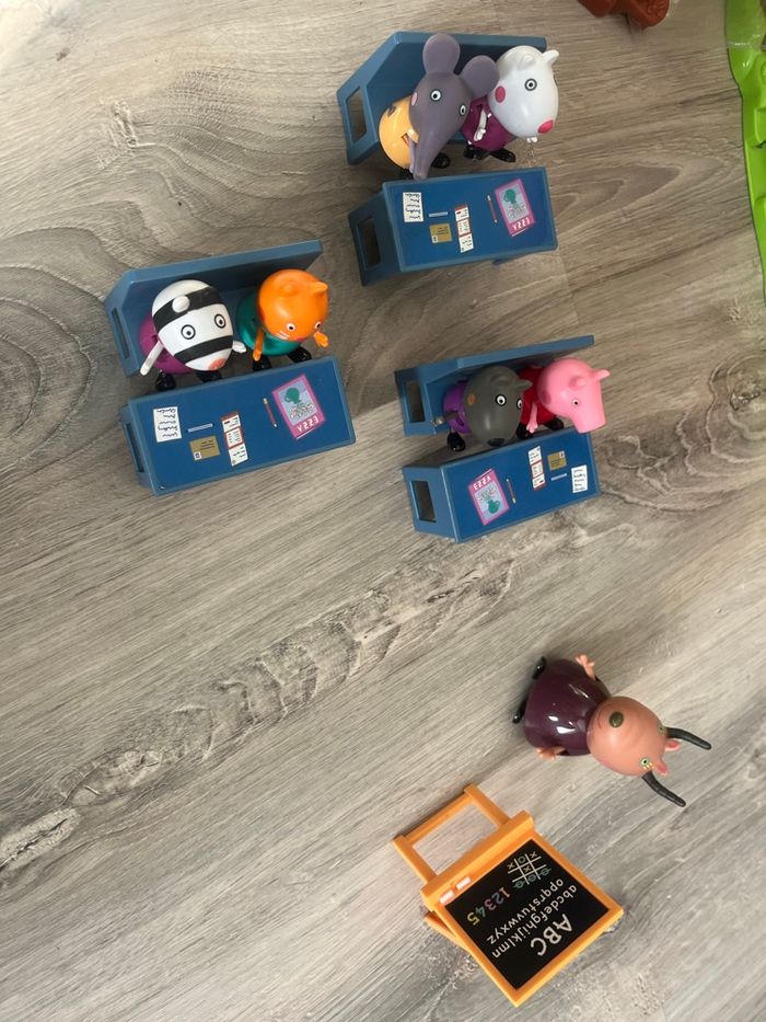 École peppa pig - photo numéro 3