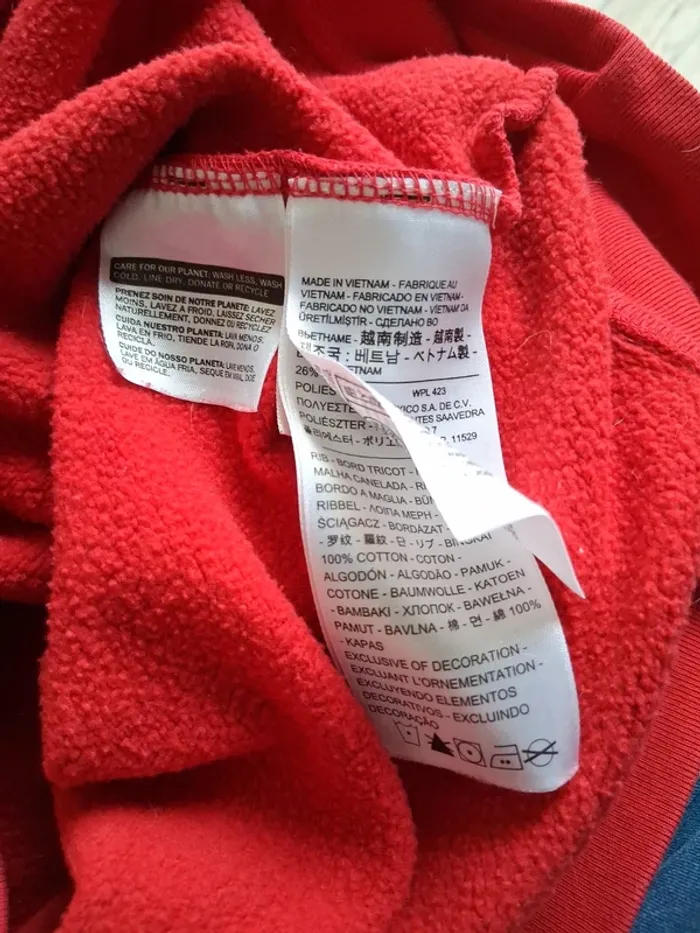 Sweat a capuche  rouge - photo numéro 5