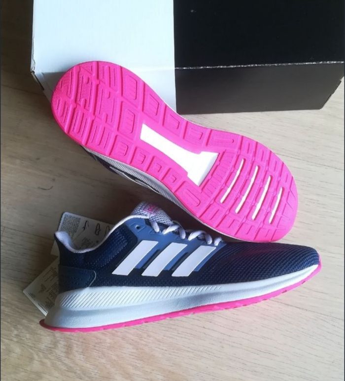 Baskets chaussures running adidas taille 36 2/3 neuves - photo numéro 6