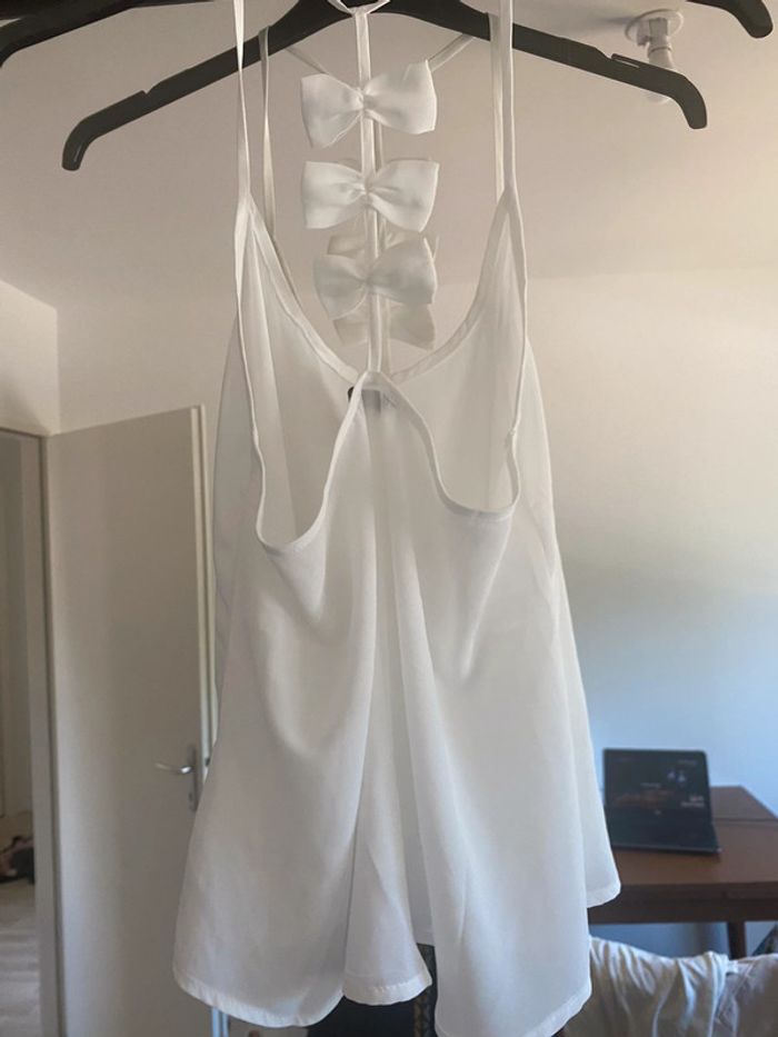Haut blanc - photo numéro 2