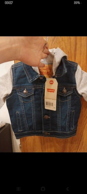 Veste bb levis 9 mois neuve avec étiquette 🏷