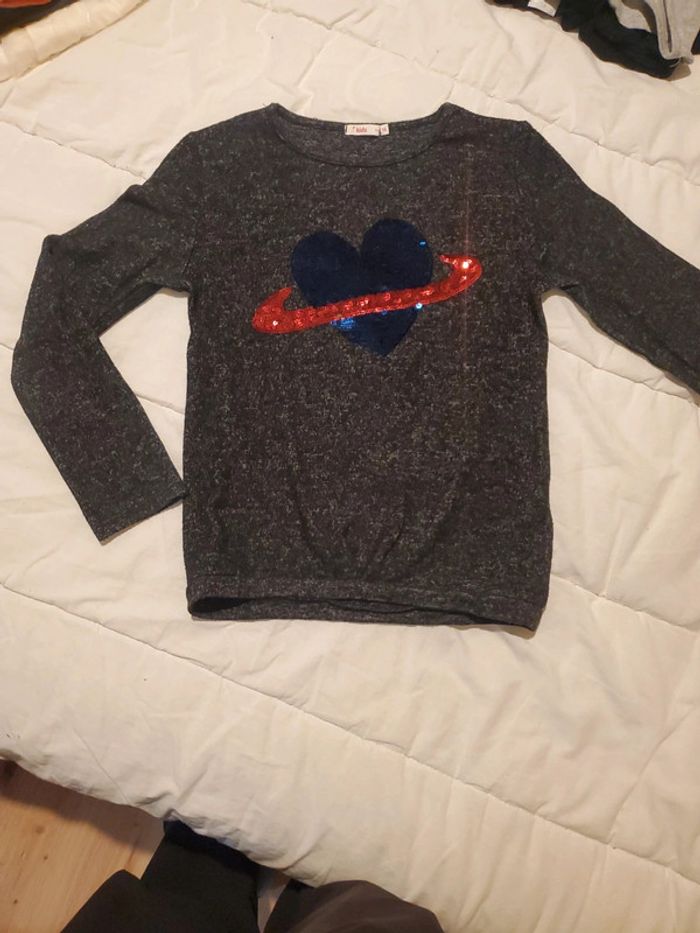 Pull élégant à sequins réversibles