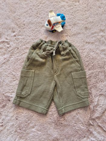 Short kaki kiabi 4 ans