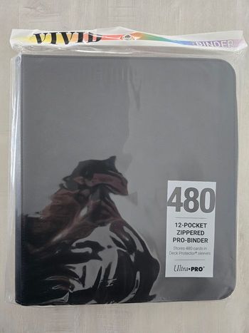 Portfolio Ultra Pro Vivid Zip Binder 480 Noir