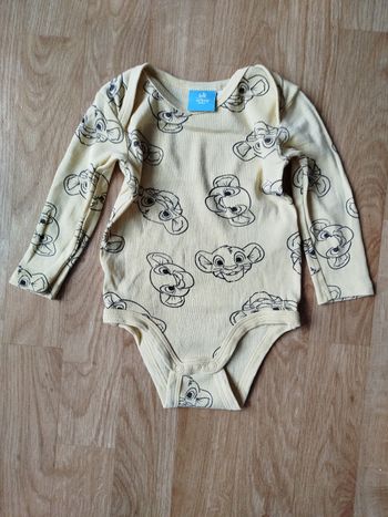 Bodies taille 3/6 mois 