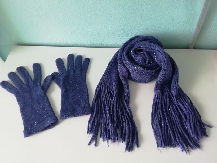 Écharpe et gants en laine - photo numéro 2