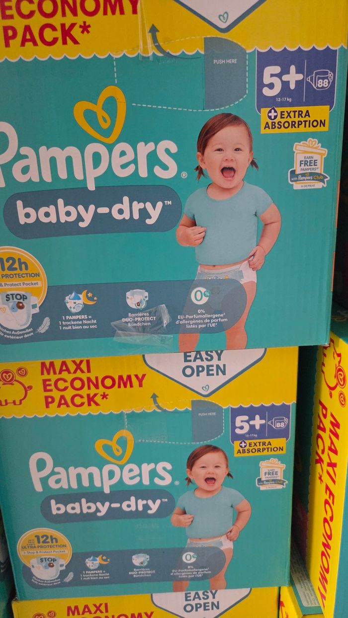 Couches pampers baby dry taille 5+