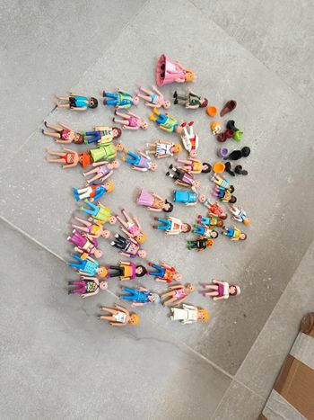 Lot personnages playmobil