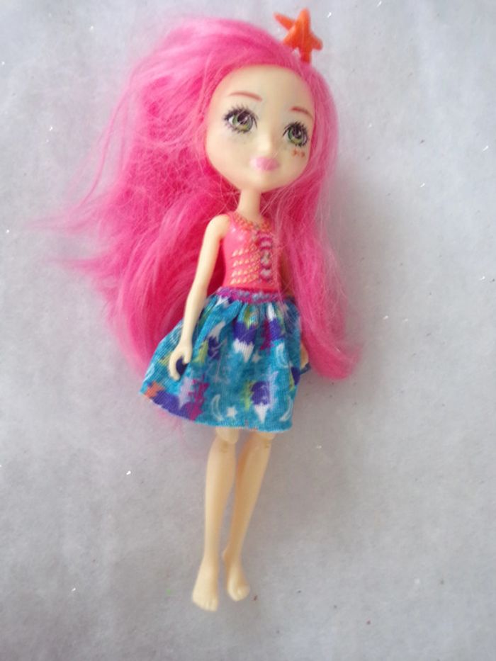 Figurine petite poupée Enchantimals