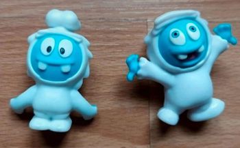 Lot de 2 figurines créatures des neiges abominable homme des neiges