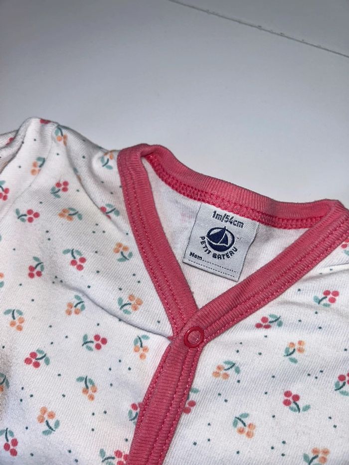 Pyjama 1 mois - photo numéro 3