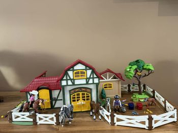 Playmobil set 6926 Riding Stables Club d'équitation