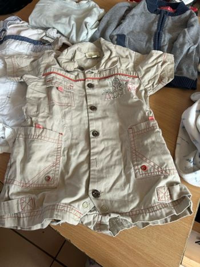 Lot de vêtements garçon taille 9 mois - photo numéro 2