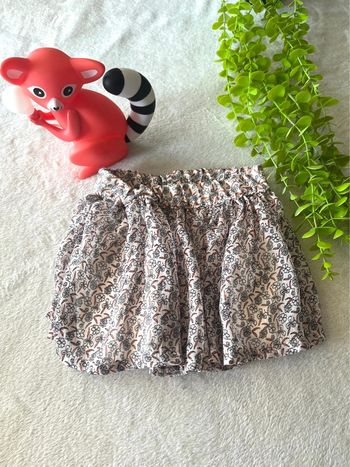 Très belle jupe à motif pour bébé fille