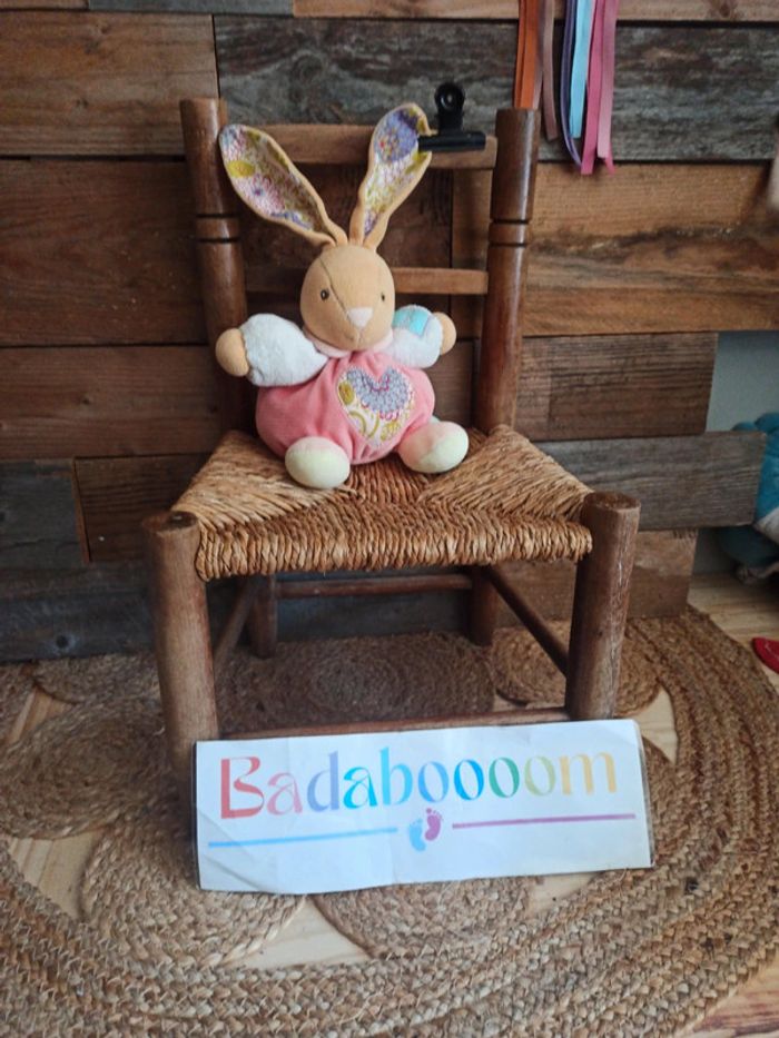 Peluche lapin boule grelot Kaloo tbe