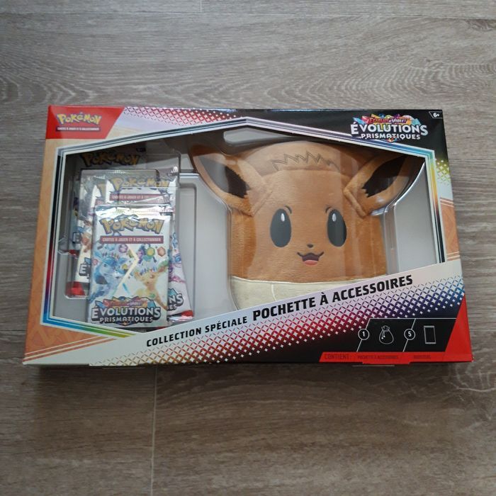 Coffret Pokémon Évolutions Prismatiques Collection Pochette à Accessoires NEUF