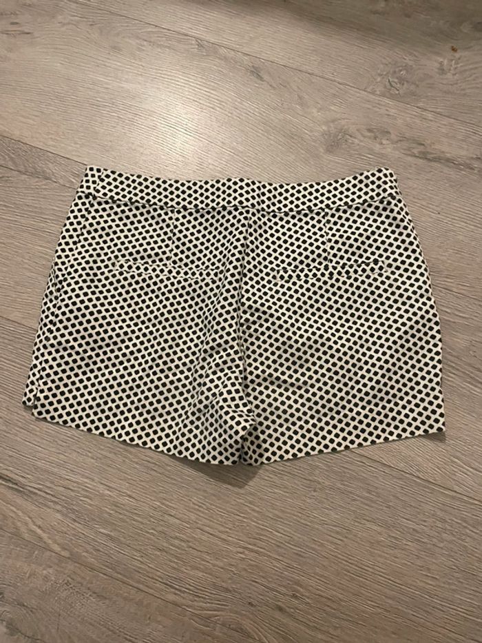 Short H&M T34 – imprimé noir et blanc, chic et décontracté - photo numéro 7