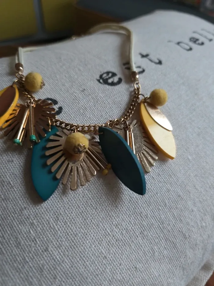 Collier estivale - photo numéro 2