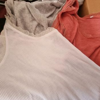 Lot débardeurs dentelle taille l bon état