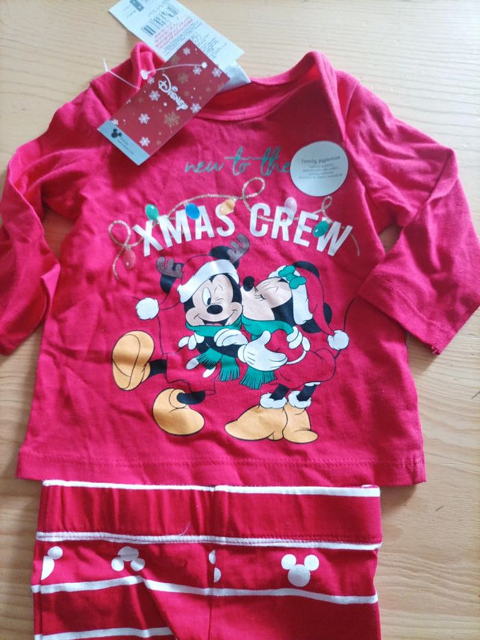 Pyjama Disney Mickey et Minnie - photo numéro 2