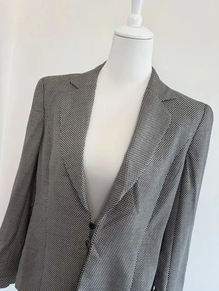 Blazer Escada femme gris taille 42 en laine et soie parfait état - photo numéro 2