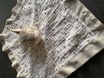 Doudou lapin plat thumper panpan Disney Kiabi 