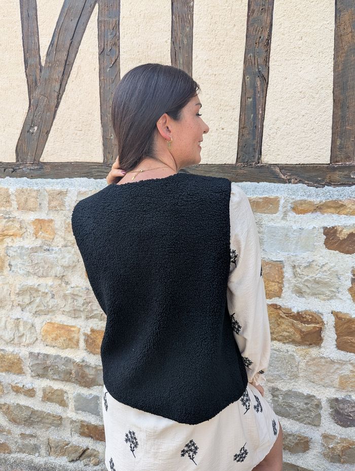 Gilet sans manche Quimper moumoute noir
Taille unique - photo numéro 5
